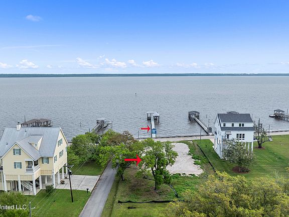 2nd image of 1492 N Beach Blvd