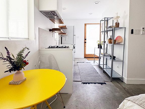 5th image of 2823 1/2 Allesandro St