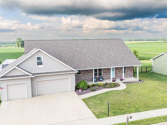 2nd image of 1013 Haymeadow Ln