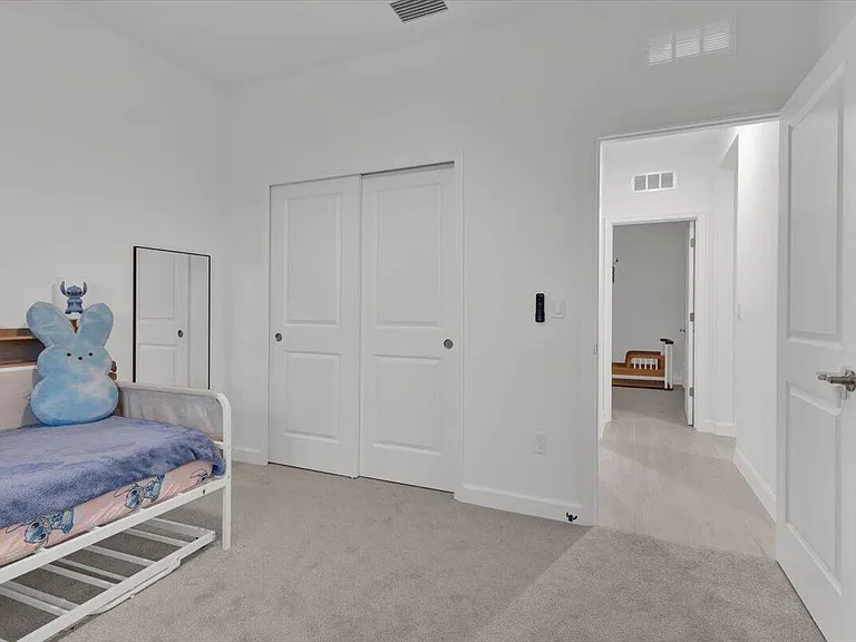 14391 SW Skye Dr — Photo 22