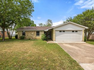 606 Nancy Dr, Glen Rose, TX 76043