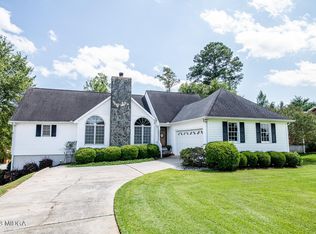 2386 Gwendale Dr W, Lizella, GA 31052