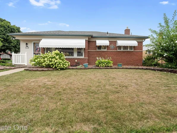 24748 Munson St, Taylor, MI 48180