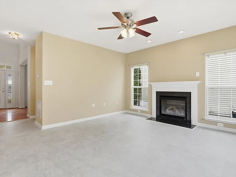 341 Bullskin St — Photo 15