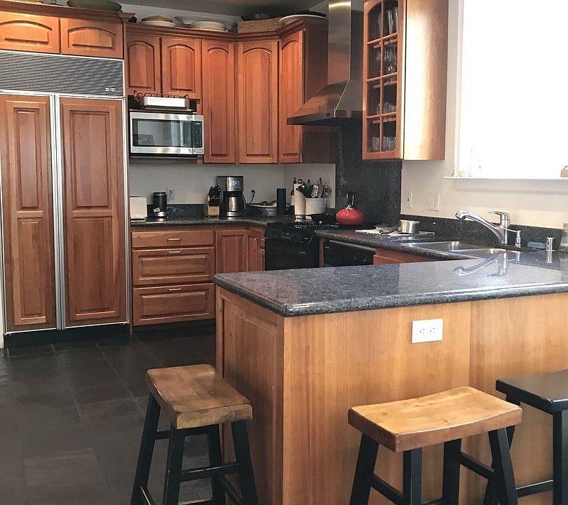 1st image of 3212 Broderick St