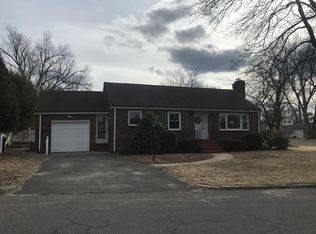 199 Cambria St, Springfield, MA 01118