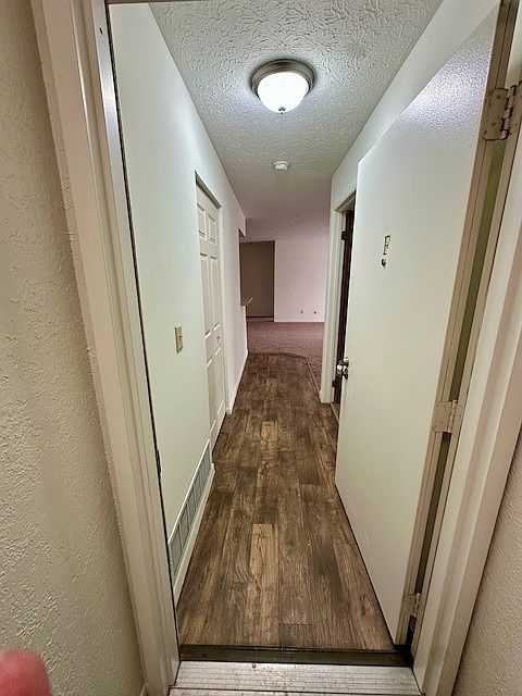 Entry of 2160 F from common building hallway