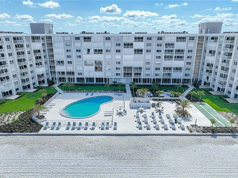 3443 Gulf Shore Blvd N #808 — Photo 42