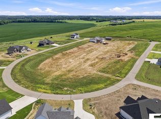 19500 S 54th St #B3-l5, Hickman, NE 68372