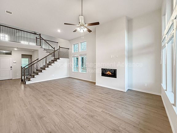 3rd image of 2021 Ozark Hills Ln