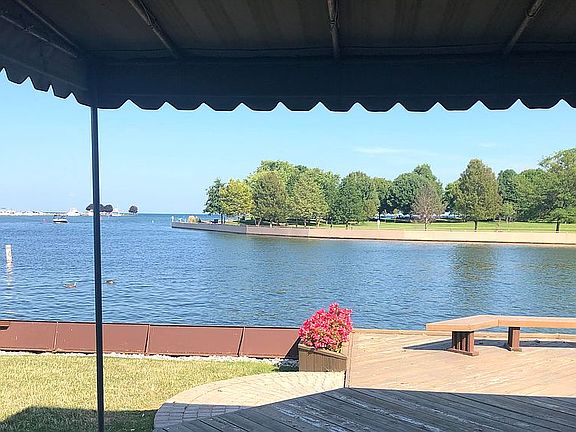 Lake St. Clair view