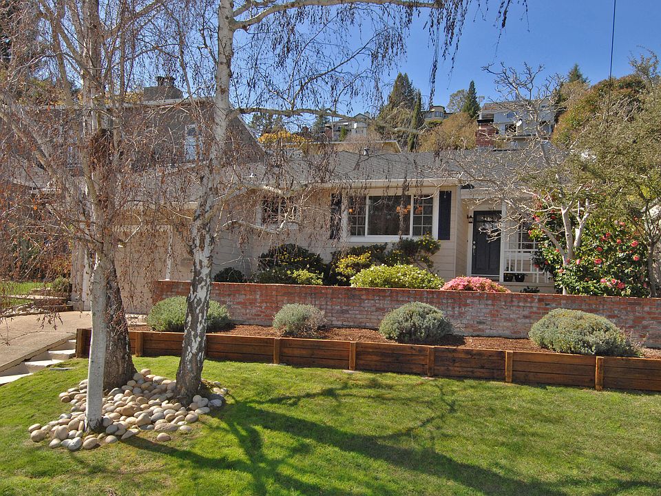 1st image of 128 Beverly Dr