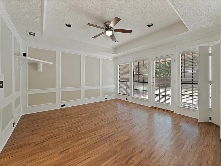 4316 Hartford Dr — Photo 27