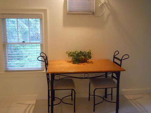 3rd image of 427 Park Lake Cir