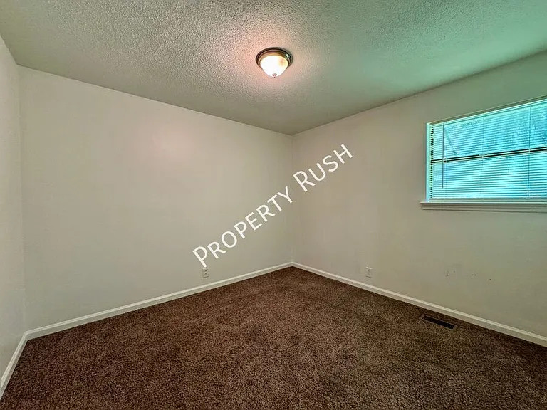 555 E Garden Farm Rd #B — Photo 14
