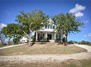 700 Auburn Rd, Grandview, TX 76050
