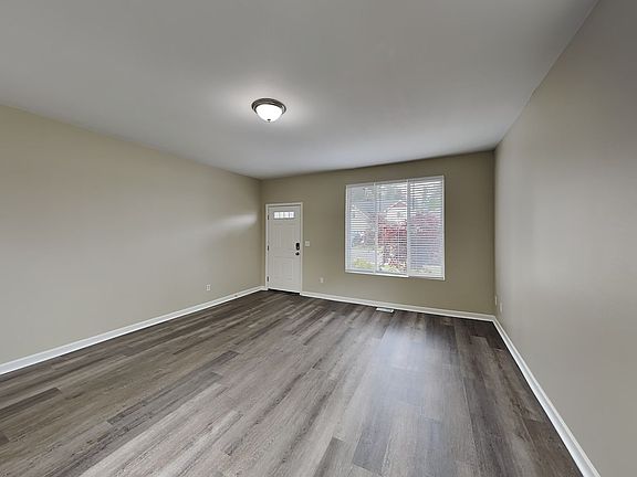 4th image of 7417 176th Pl E
