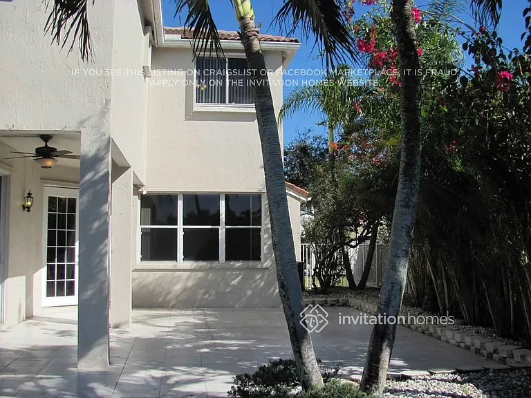 864 Stanton Dr — Photo 11