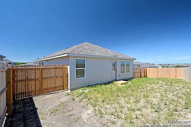 1517 Hummock Steep — Photo 21