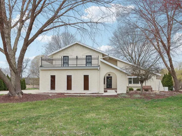 406 Maryl STREET, Burlington, WI 53105