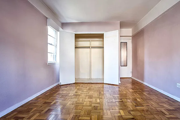 Sold by The Bamberger Group | media 5