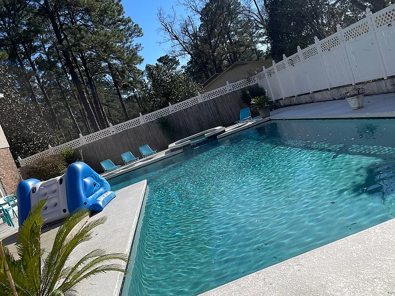 2114 Jerry Jones Dr #B — Photo 17
