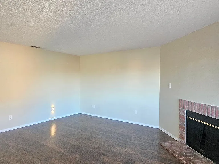 Place-Cap800 — Photo 2