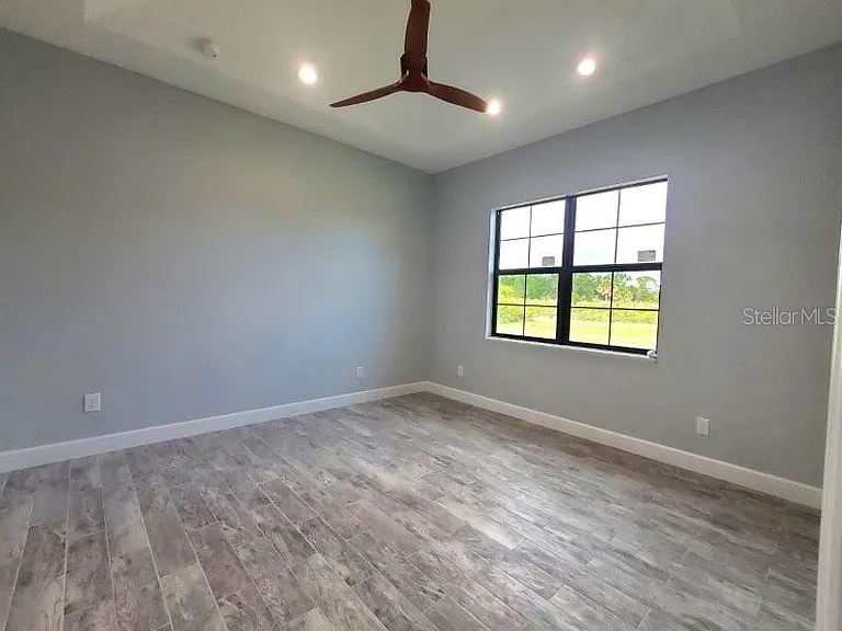 1038 San Cristobal Ave — Photo 10