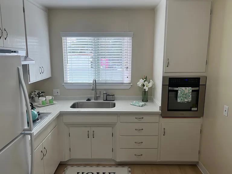 240 Di Salvo Ave #17 — Photo 6