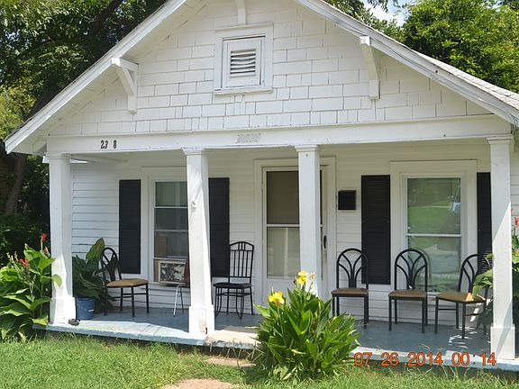 3rd image of 2308 Tate St