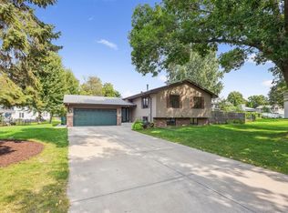 285 Transit Ave, Roseville, MN 55113