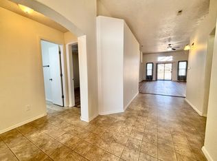 901 Telstar Loop NW, Albuquerque, NM 87121