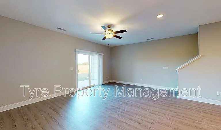 2632 Sailor Rose Ln #B — Photo 29