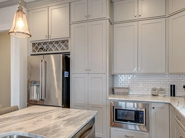 925A Russell St #A — Photo 10