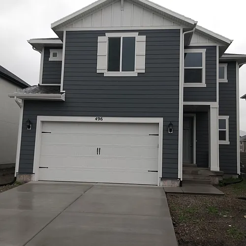 496 N 20 W Photo 1
