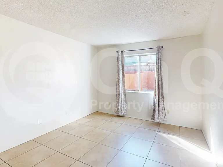 4402 E Pima St — Photo 10