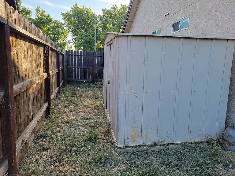 1812 College Greens Dr — Photo 27