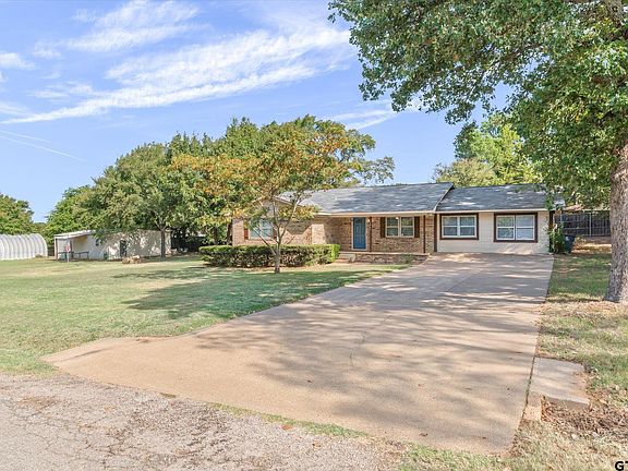 3rd image of 2941 Trey Cir