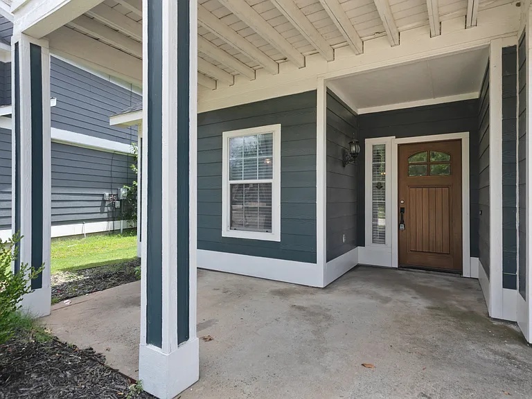 9787 Old Field Dr — Photo 36
