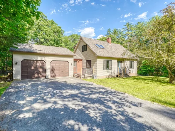 2041 Summerhaven Road, Sidney, ME 04330
