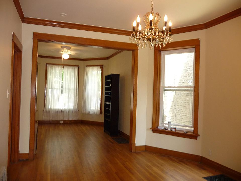 1st image of 3621 W Wrightwood Ave #1