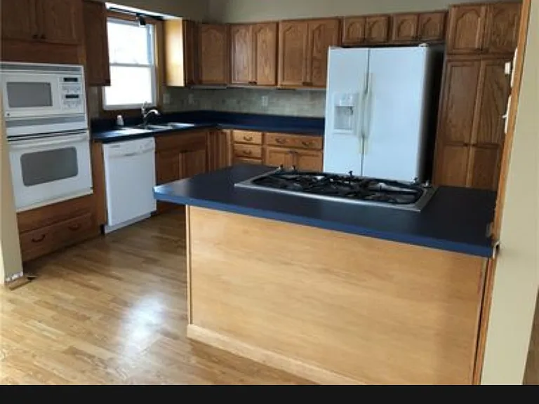 5551 Frazier St — Photo 3