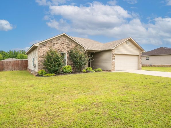 142 Peach St, Austin, AR 72007