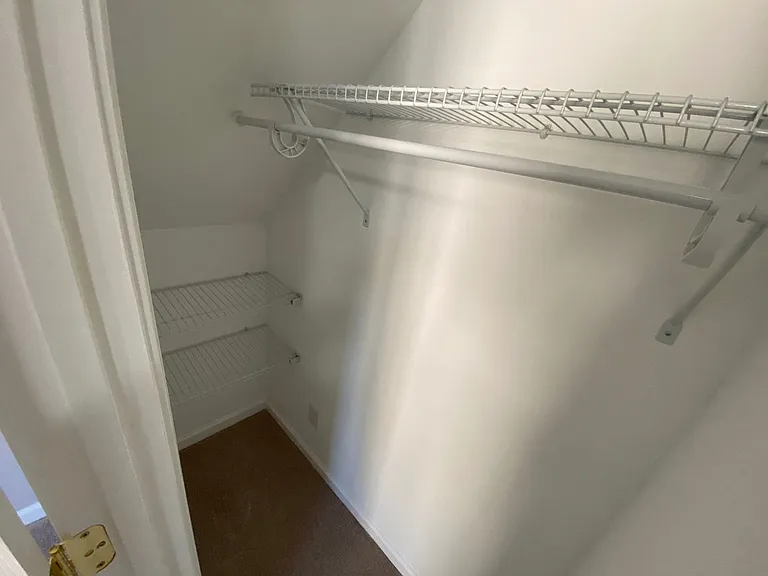 102 College Ave — Photo 28