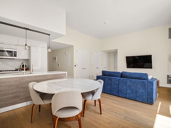 3rd image of 505 W 43rd St #2G