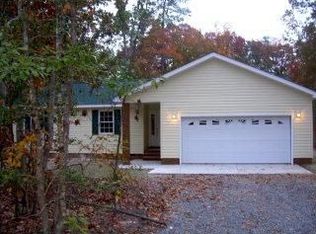 12333 Poplar Trl, Gloucester, VA 23061