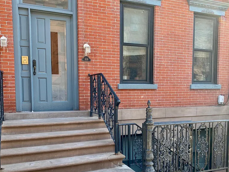 619 Bloomfield St #1 — Photo 42