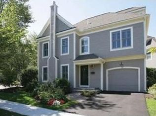 15 Meadowbrook Rd, Brookline, MA 02467
