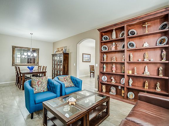 4th image of 3516 E Liberty Ln