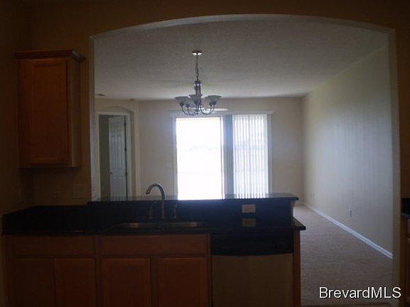 4th image of 5747 Tamarac Dr